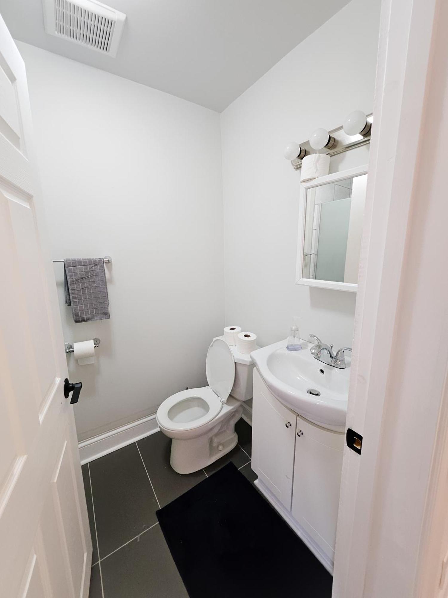 Ottawa Downtown Cozy Guesthouse Exterior foto